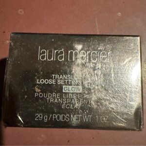 Laura Mercier Translucent Loose Setting Powder in Glow. 1 oz Sealed